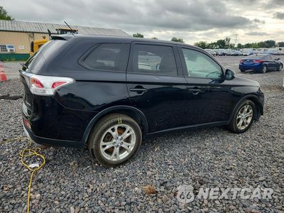 Trzecie zdjęcie samochodu z tyłu: 2015 MITSUBISHI OUTLANDER SE VIN:JA4AZ3A30FZ001409 - miniatura