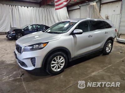 2020 KIA SORENTO LX 5XYPGDA38LG678150 - główne zdjęcie licytacji z USA - miniatura