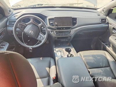 Zdjęcie 8 z 12 samochodu: 2025 HONDA RIDGELINE RTL VIN:5FPYK3F49SB001569 - miniatura