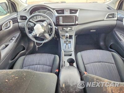Zdjęcie 8 z 13 samochodu: 2019 NISSAN SENTRA SV VIN:3N1AB7AP1KY335282 - miniatura