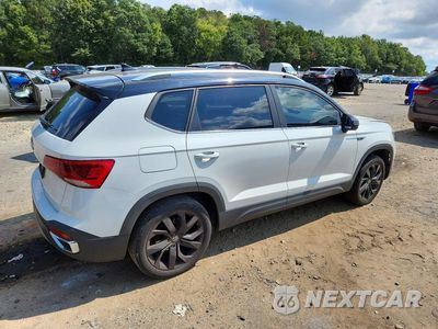 Trzecie zdjęcie samochodu z tyłu: 2023 VOLKSWAGEN TAOS SE VIN:3VVEX7B28PM356102 - miniatura