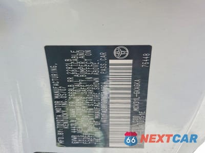 Zdjęcie 12 z 12 samochodu: 2007 TOYOTA CAMRY SOLARA SLE V6 VIN:4T1FA38P07U131924 - miniatura