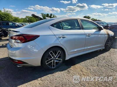 Trzecie zdjęcie samochodu z tyłu: 2019 HYUNDAI ELANTRA SPORT VIN:KMHD04LB3KU887350 - miniatura