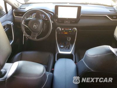 Zdjęcie 8 z 14 samochodu: 2023 TOYOTA RAV4 LIMITED VIN:JTMD6RFV0PD102344 - miniatura
