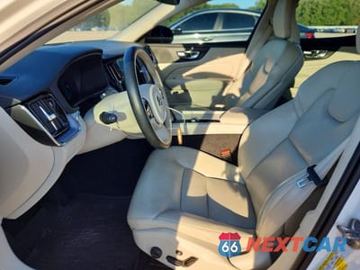 Zdjęcie 7 z 12 samochodu: 2023 VOLVO S60 CORE VIN:7JRL12FK7PG251356 - miniatura