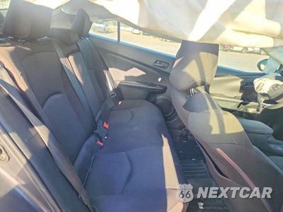Zdjęcie 10 z 12 samochodu: 2021 TOYOTA PRIUS LE VIN:JTDKAMFU1M3151828 - miniatura