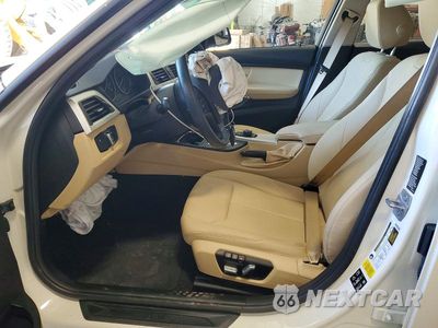 Zdjęcie 7 z 12 samochodu: 2018 BMW 320 XI VIN:WBA8A3C57JA067390 - miniatura