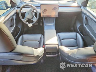 Zdjęcie 8 z 13 samochodu: 2023 TESLA MODEL Y VIN:7SAYGAEE9PF713860 - miniatura