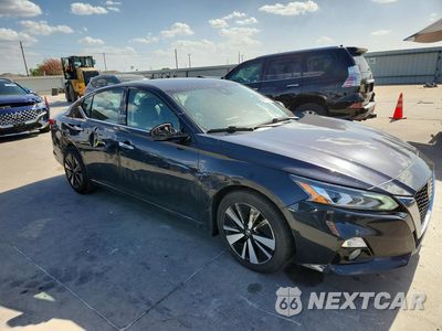 Czwarte zdjęcie samochodu z boku: 2019 NISSAN ALTIMA SL VIN:1N4BL4EV5KC117995 - miniatura