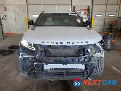 Piąte zdjęcie samochodu w środku: 2019 LAND ROVER RANGE ROVER VELAR S VIN:SALYB2EN9KA233023 - miniatura