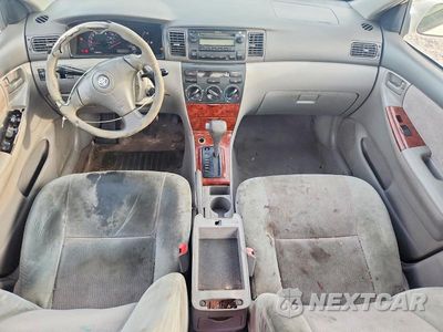 Zdjęcie 8 z 12 samochodu: 2007 TOYOTA COROLLA LE VIN:1NXBR32E27Z878455 - miniatura