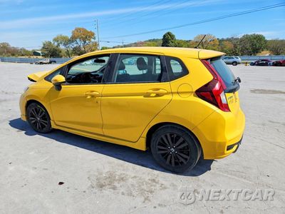 Drugie zdjęcie samochodu z przodu: 2018 HONDA FIT SPORT VIN:3HGGK5H61JM724360 - miniatura
