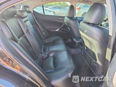 Zdjęcie 10 z 13 samochodu: 2011 LEXUS IS 250 VIN:JTHCF5C28B5048100 - miniatura