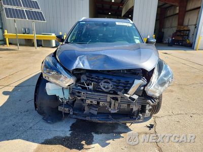 Piąte zdjęcie samochodu w środku: 2020 NISSAN KICKS SR VIN:3N1CP5DV6LL532357 - miniatura