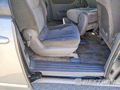 Zdjęcie 10 z 12 samochodu: 2006 TOYOTA SIENNA LE 8 PASSENGER VIN:5TDZA23C66S408241 - miniatura