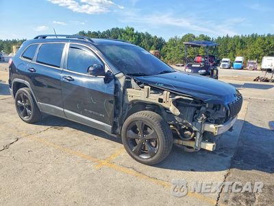 Czwarte zdjęcie samochodu z boku: 2019 JEEP CHEROKEE LATITUDE PLUS VIN:1C4PJLLB9KD290339 - miniatura
