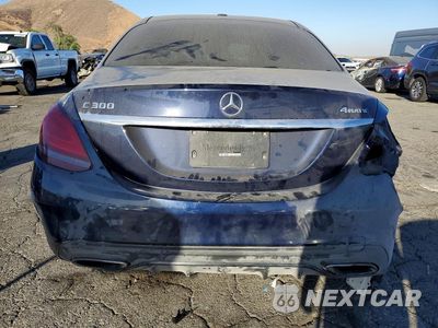 Zdjęcie 6 z 12 samochodu: 2019 MERCEDES-BENZ C 300 4MATIC VIN:55SWF8EB6KU318354 - miniatura