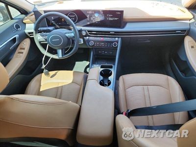 Zdjęcie 8 z 12 samochodu: 2025 HYUNDAI SONATA HYBRID LIMITED VIN:KMHL54JJ7SA118116 - miniatura