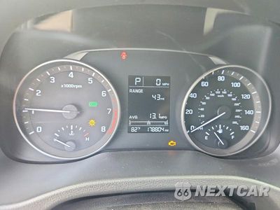 Zdjęcie 9 z 12 samochodu: 2017 HYUNDAI ELANTRA SE VIN:5NPD84LF1HH066363 - miniatura