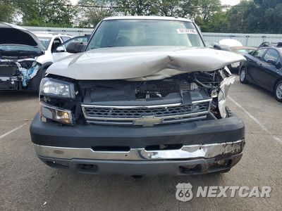Piąte zdjęcie samochodu w środku: 2005 CHEVROLET SILVERADO K2500 HEAVY DUTY VIN:1GCHK232X5F840295 - miniatura