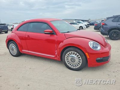Czwarte zdjęcie samochodu z boku: 2014 VOLKSWAGEN BEETLE 1.8T VIN:3VWJ07AT9EM640229 - miniatura