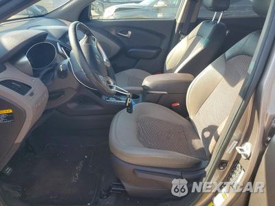 Zdjęcie 7 z 13 samochodu: 2012 HYUNDAI TUCSON GLS VIN:KM8JU3AC7CU349894 - miniatura