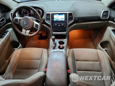 Zdjęcie 8 z 13 samochodu: 2012 JEEP GRAND CHEROKEE LAREDO VIN:1C4RJFAG7CC292882 - miniatura