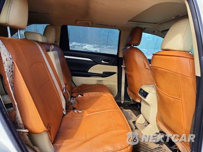 Zdjęcie 11 z 13 samochodu: 2015 TOYOTA HIGHLANDER XLE VIN:5TDJKRFH2FS179602 - miniatura