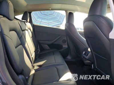 Zdjęcie 10 z 12 samochodu: 2025 TESLA MODEL Y VIN:7SAYGDED1SF304611 - miniatura