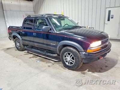 Czwarte zdjęcie samochodu z boku: 2004 CHEVROLET S TRUCK S10 VIN:1GCDT13X34K123163 - miniatura