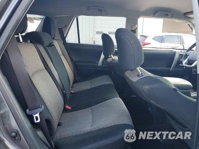 Zdjęcie 10 z 12 samochodu: 2023 TOYOTA 4RUNNER SR5 VIN:JTEEU5JR0P5292973 - miniatura