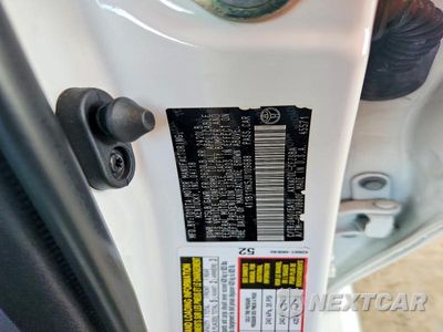 Zdjęcie 12 z 12 samochodu: 2018 TOYOTA CAMRY SE VIN:4T1B11HK5JU109688 - miniatura