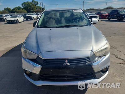 Piąte zdjęcie samochodu w środku: 2017 MITSUBISHI OUTLANDER SPORT ES VIN:JA4AP3AU8HZ042033 - miniatura