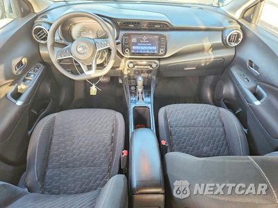 Zdjęcie 8 z 12 samochodu: 2021 NISSAN KICKS SV VIN:3N1CP5CV5ML466841 - miniatura