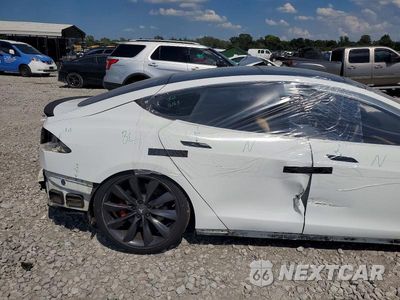 Zdjęcie 10 z 12 samochodu: 2015 TESLA MODEL S 85D VIN:5YJSA1H22FFP74956 - miniatura