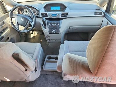 Zdjęcie 8 z 12 samochodu: 2012 HONDA ODYSSEY LX VIN:5FNRL5H24CB107544 - miniatura