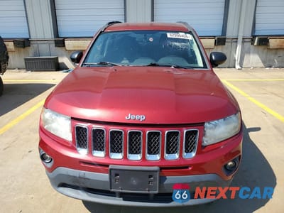 Piąte zdjęcie samochodu w środku: 2011 JEEP COMPASS SPORT VIN:1J4NF1FBXBD134183 - miniatura