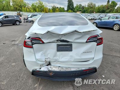 Zdjęcie 6 z 12 samochodu: 2023 TESLA MODEL Y VIN:7SAYGDEF7PF778085 - miniatura