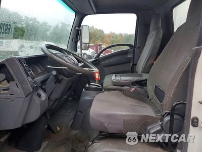 Zdjęcie 7 z 13 samochodu: 2012 ISUZU NRR BOX TRUCK VIN:JALE5W163C7300008 - miniatura