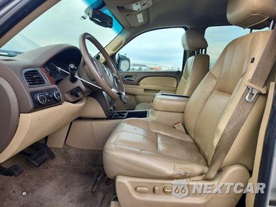 Zdjęcie 7 z 14 samochodu: 2012 GMC YUKON XL K1500 SLT VIN:1GKS2KE78CR119634 - miniatura
