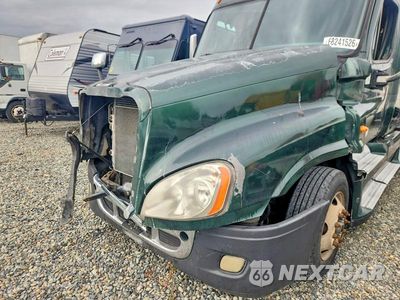 Zdjęcie 14 z 14 samochodu: 2010 FREIGHTLINER CASCADIA SEMI TRUCK VIN:1FUJGLDR3ASAH9235 - miniatura