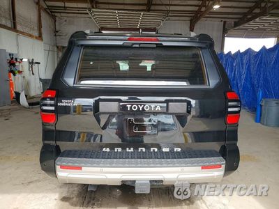 Zdjęcie 6 z 13 samochodu: 2025 TOYOTA 4RUNNER LIMITED VIN:JTEVA5BR8S5057950 - miniatura