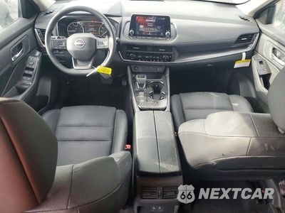 Zdjęcie 8 z 13 samochodu: 2025 NISSAN ROGUE SV VIN:5N1BT3BA8SC872673 - miniatura