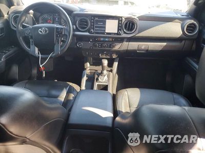 Zdjęcie 8 z 12 samochodu: 2022 TOYOTA TACOMA TRD OFF-ROAD VIN:3TMAZ5CN0NM164612 - miniatura