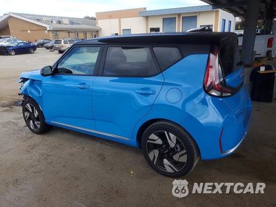 Drugie zdjęcie samochodu z przodu: 2024 KIA SOUL GT LINE VIN:KNDJ53AU3R7232265 - miniatura