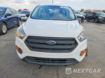 Piąte zdjęcie samochodu w środku: 2019 FORD ESCAPE S VIN:1FMCU0F71KUA47986 - miniatura
