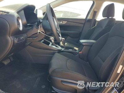 Zdjęcie 7 z 13 samochodu: 2019 KIA FORTE LXS VIN:3KPF24AD7KE077651 - miniatura