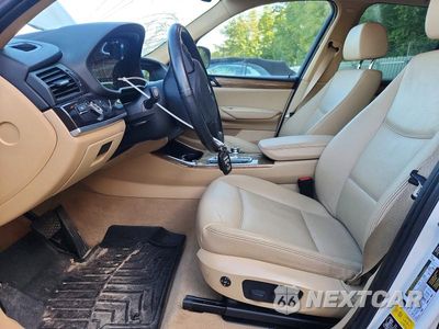Zdjęcie 7 z 13 samochodu: 2012 BMW X3 XDRIVE28I VIN:5UXWX5C51CL719172 - miniatura