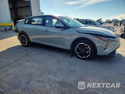 Czwarte zdjęcie samochodu z boku: 2025 KIA K4 EX VIN:3KPFU4DE5SE125887 - miniatura