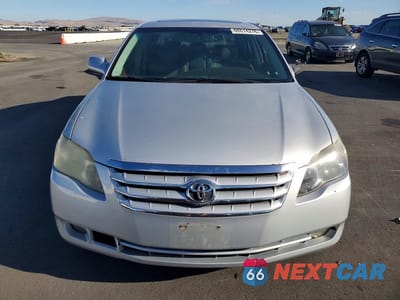 Piąte zdjęcie samochodu w środku: 2006 TOYOTA AVALON LIMITED VIN:4T1BK36B16U086705 - miniatura
